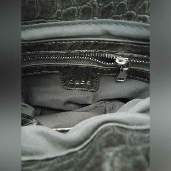 BEBE Michelle Mini Saddle Bag - vegan crocodile - Picture 5 of 6